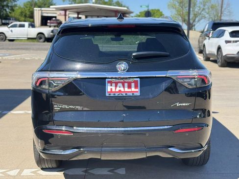 Used 2023 Buick Enclave Avenir w/ Avenir Technology Package image 5