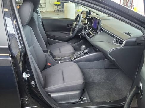 Used 2024 Toyota Corolla LE FWD image 11