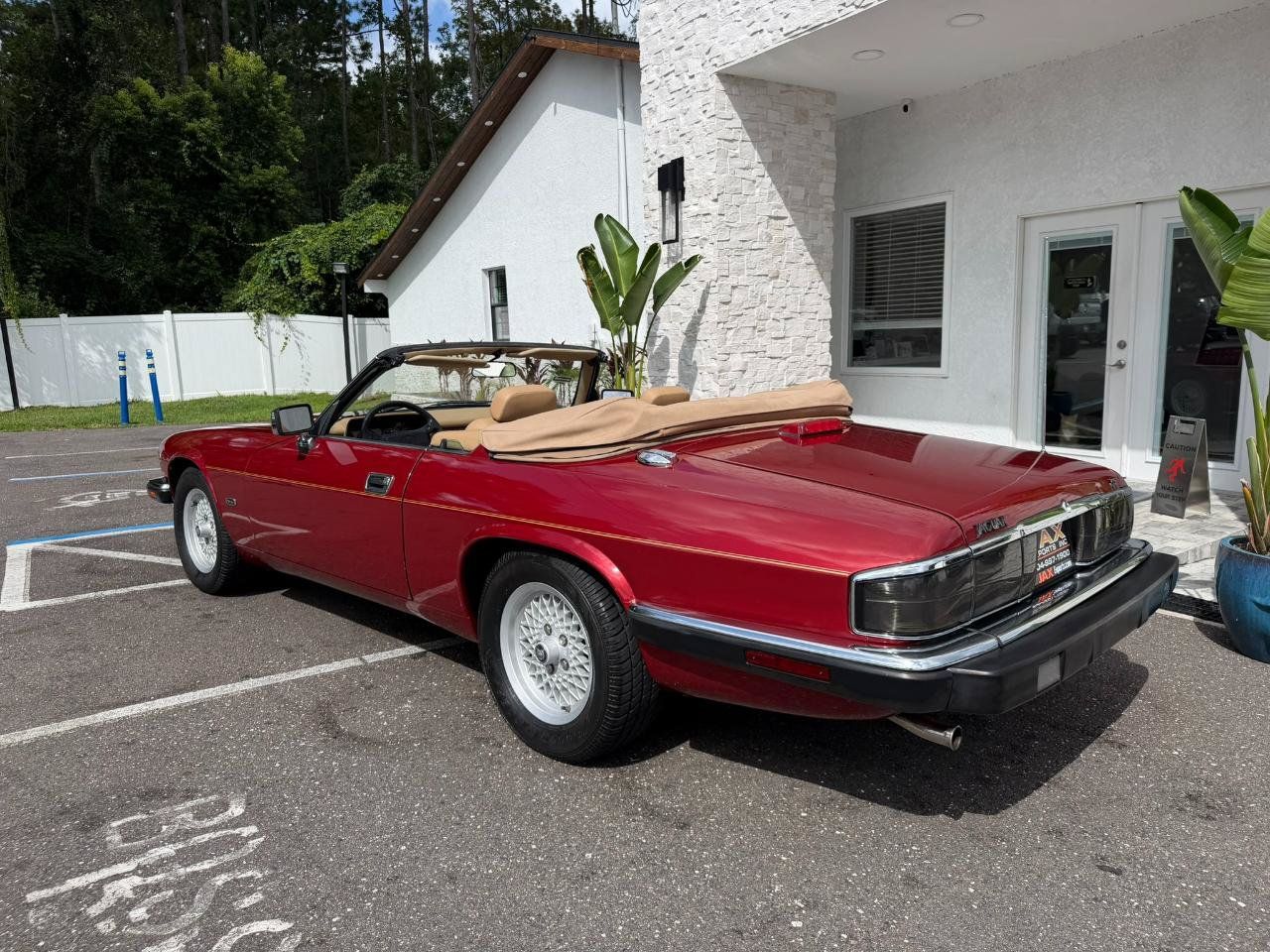 Used 1993 Jaguar XJS 4.0 Convertible RWD image 12