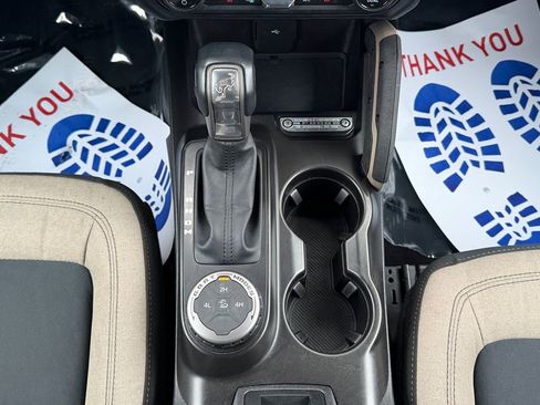 Used 2022 Ford Bronco Big Bend image 11