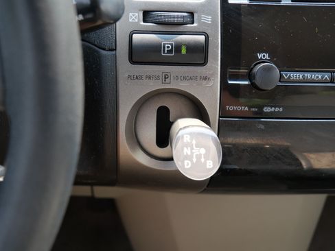 Used 2006 Toyota Prius FWD image 23