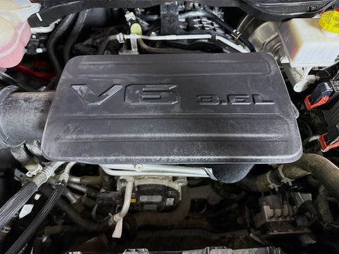 Used 2022 RAM 1500 Big Horn AWD/4WD image 39