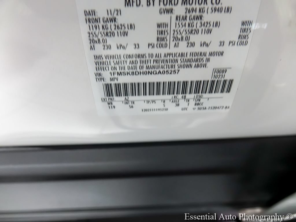 Used 2022 Ford Explorer XLT w/ Equipment Group 202A AWD/4WD image 35