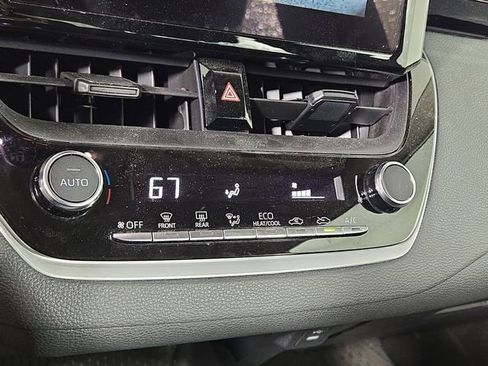 Used 2024 Toyota Corolla LE image 19