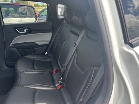 Used 2025 Jeep Compass Limited AWD/4WD image 24