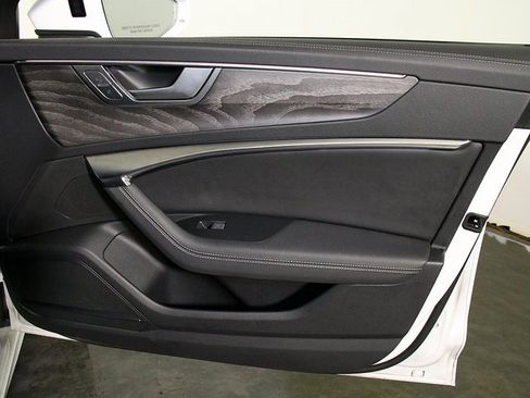 Used 2024 Audi A6 Premium Plus image 34