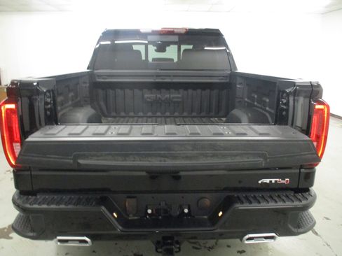 New 2026 GMC Sierra 1500 AT4 w/ Technology Package AWD/4WD image 16