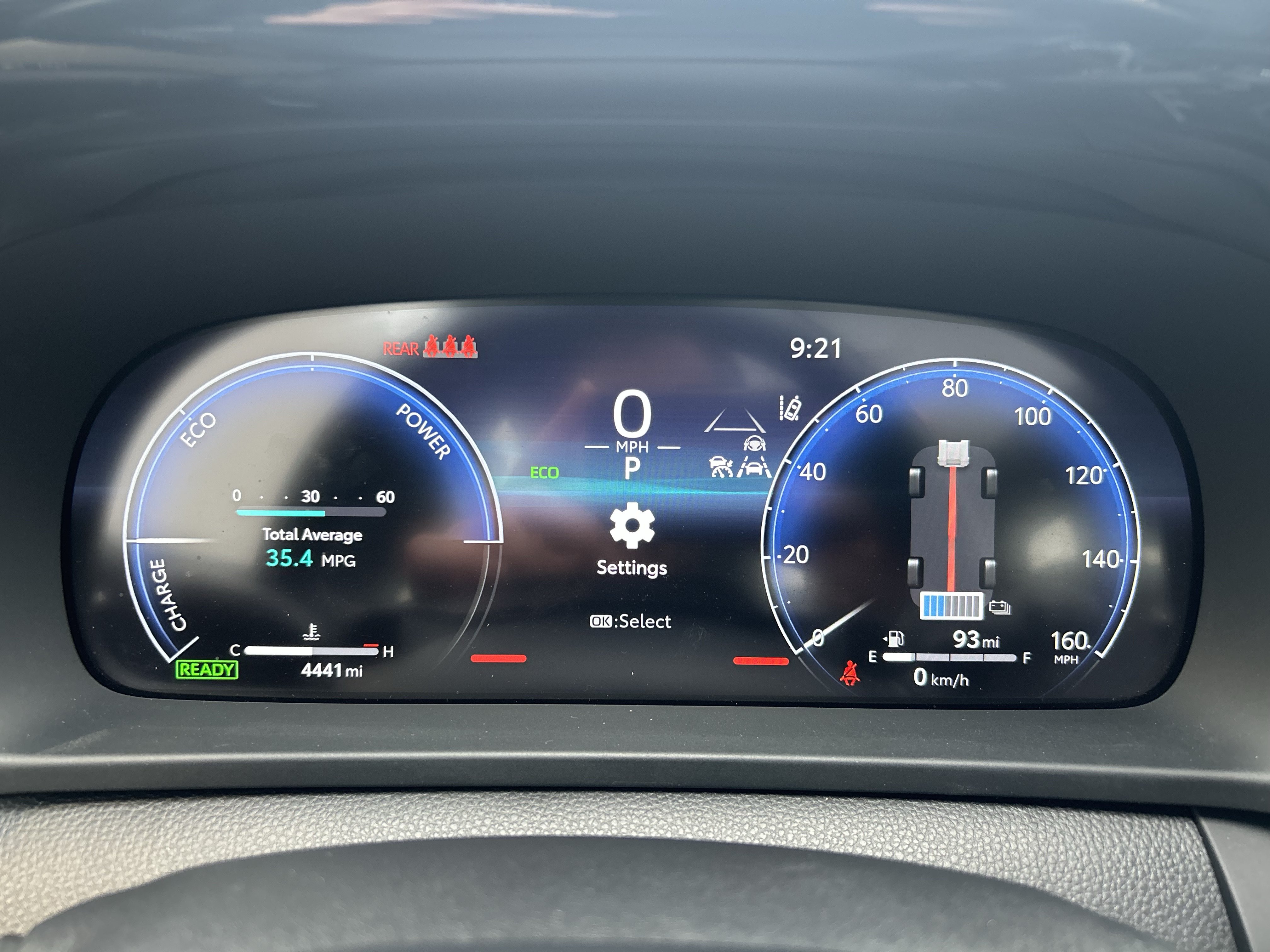 Certified 2025 Toyota Crown Signia AWD/4WD image 8