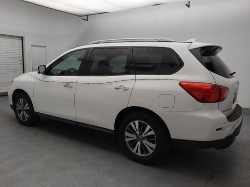 Used 2020 Nissan Pathfinder SL FWD image 3