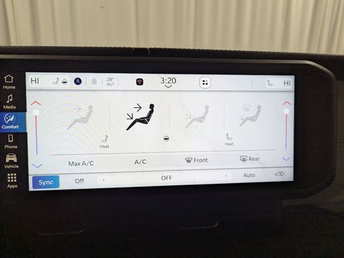 Used 2024 Jeep Wrangler Unlimited Sahara image 19