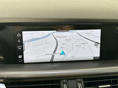 Used 2023 Alfa Romeo Stelvio Veloce image 12