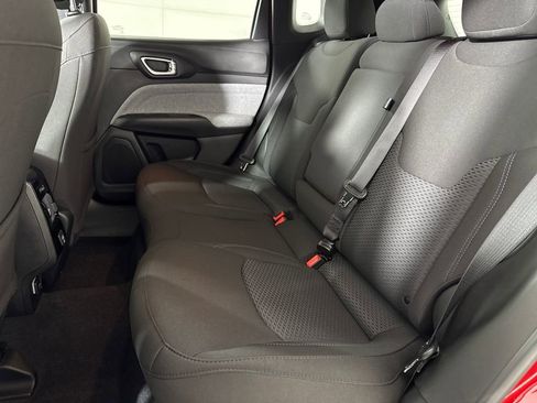 Used 2024 Jeep Compass Sport image 12