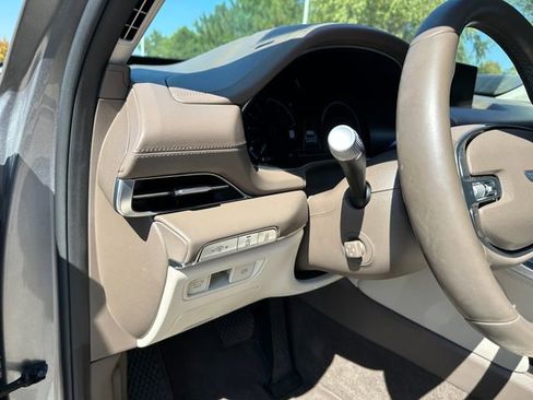 Used 2023 Genesis GV80 2.5T w/ Prestige 20" Package image 24