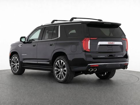 Used 2023 GMC Yukon Denali w/ Max Trailering Package AWD/4WD image 3