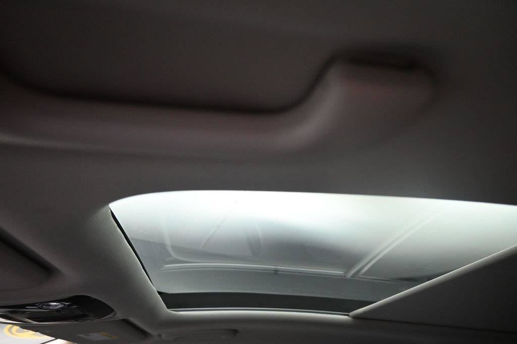 Used 2026 Kia Sportage SX FWD image 19