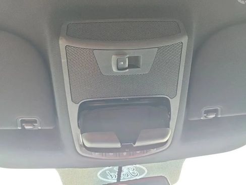Used 2017 Ford F150 XLT w/ Equipment Group 302A Luxury RWD image 38