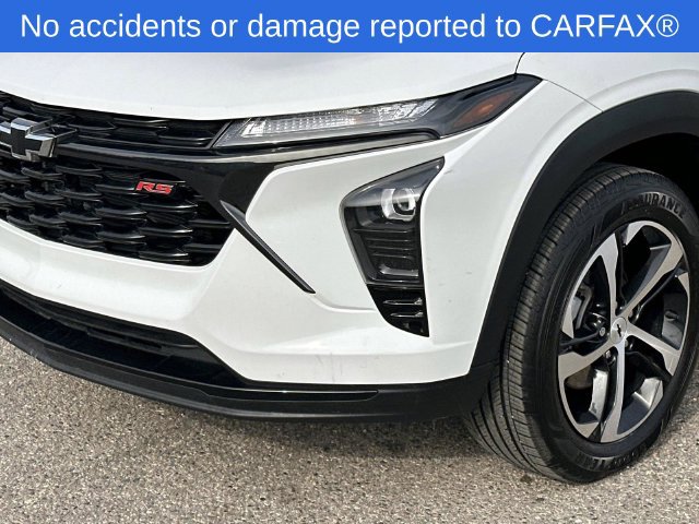 Certified 2024 Chevrolet Trax RS w/ Driver Confidence Package FWD image 10