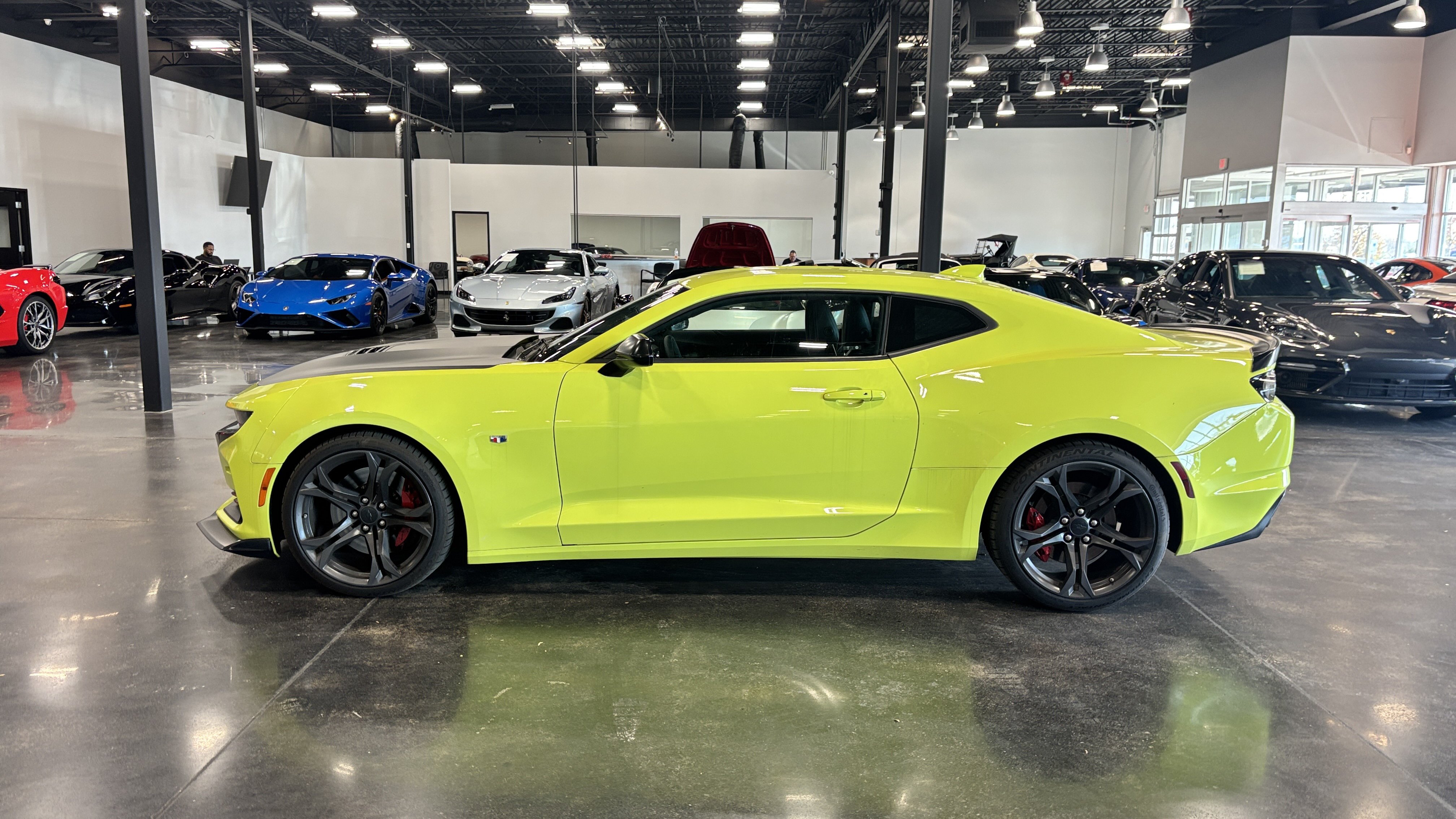 Used 2019 Chevrolet Camaro SS RWD image 2