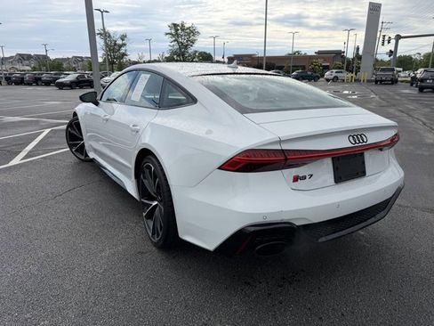 Used 2022 Audi RS 7 Sportback AWD/4WD image 3