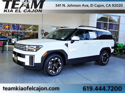 Used 2024 Hyundai Santa Fe SEL image 5