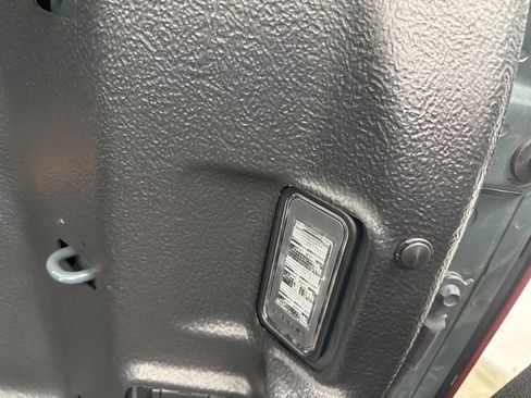 Used 2025 Chevrolet Silverado 1500 LT AWD/4WD image 27