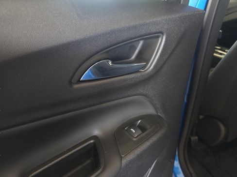 Used 2024 Chevrolet Equinox LT w/ LPO, Floor Liner Package FWD image 24
