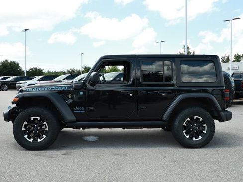 Used 2024 Jeep Wrangler Unlimited Rubicon 4xe AWD/4WD image 8
