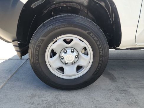 Used 2022 Toyota Tacoma SR image 13