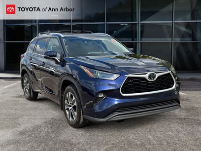 Used 2022 Toyota Highlander XLE