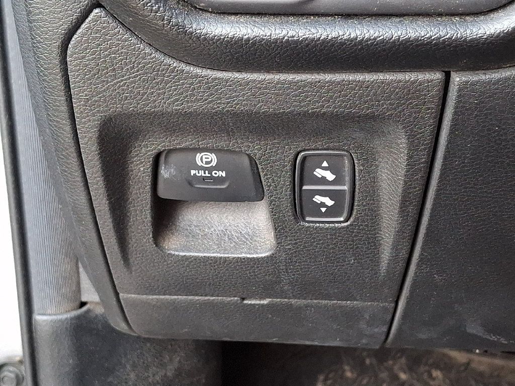 Used 2020 RAM 1500 Big Horn AWD/4WD image 25