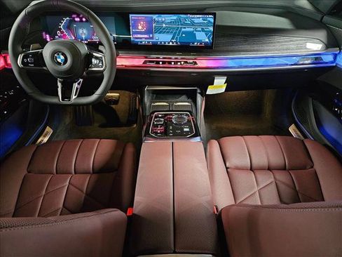 New 2026 BMW 740i RWD image 15