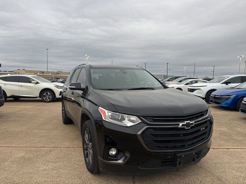 Used 2020 Chevrolet Traverse RS w/ LPO, Floor Liner Package image 2