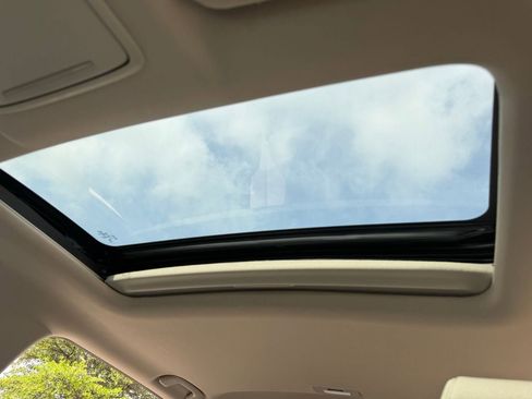 Used 2024 Honda CR-V EX image 19