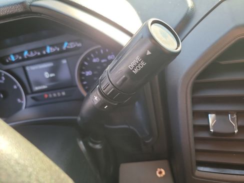 Used 2020 Ford F250 XL w/ STX Appearance Package image 30