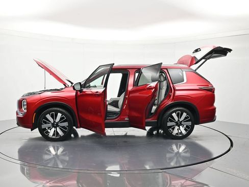 Used 2025 Mitsubishi Outlander SEL FWD image 49