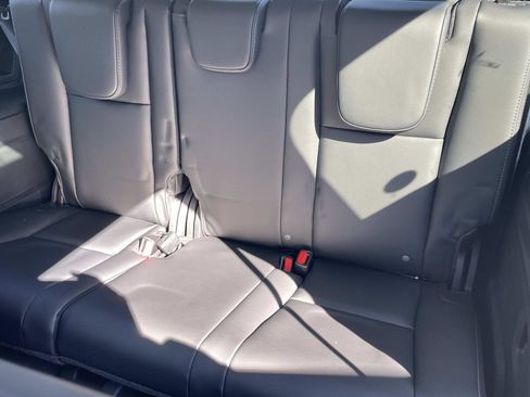 New 2025 Subaru Ascent Limited w/ Popular Package #1 image 5