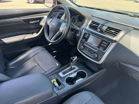 Used 2016 Nissan Altima 2.5 SL FWD image 13