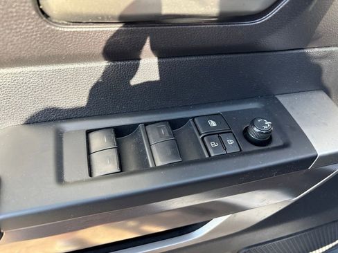Used 2023 Toyota Tundra SR5 AWD/4WD image 15