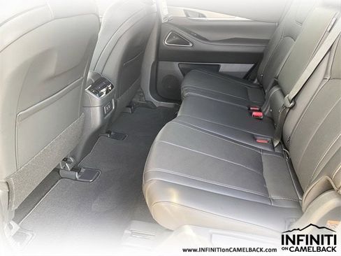 New 2026 INFINITI QX60 Luxe w/ Family Package image 14