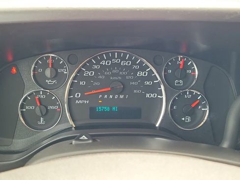 Used 2024 GMC Savana 2500 w/ Driver Convenience Package RWD image 22