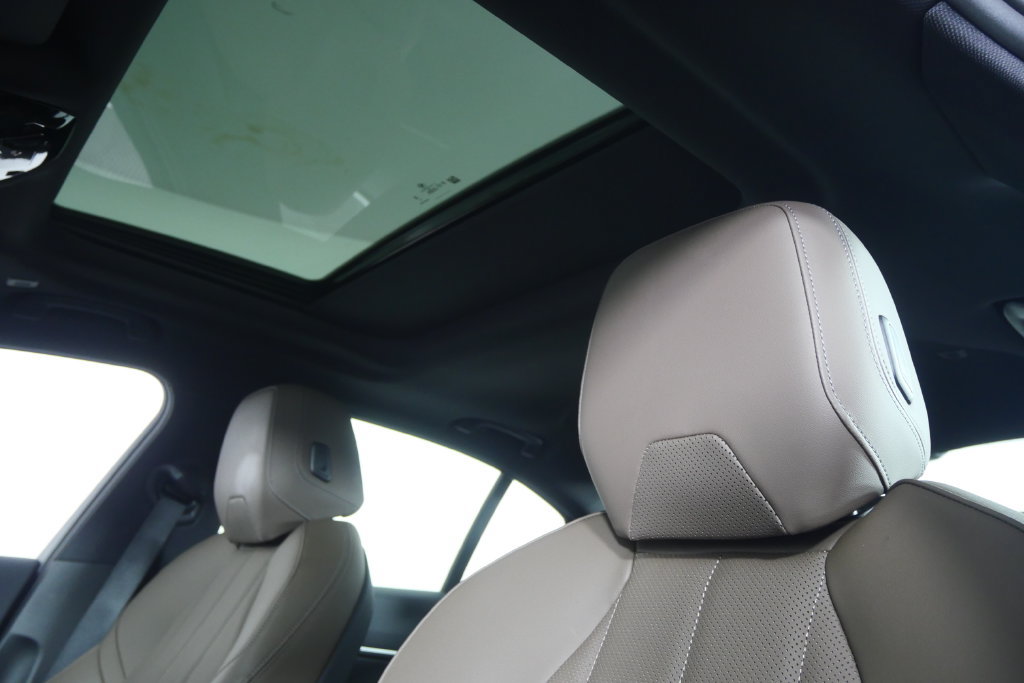 Certified 2026 BMW 530i RWD image 12