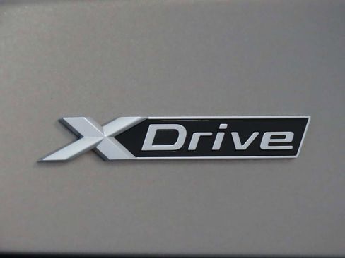 Used 2024 BMW 530i xDrive 530i xDrive image 19