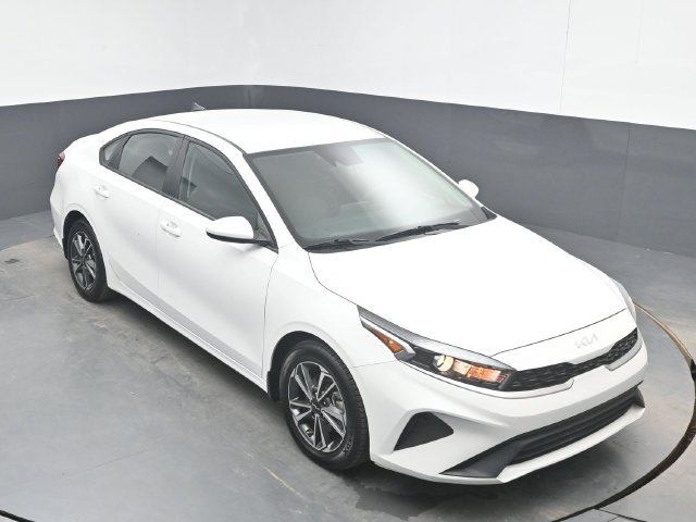 Used 2024 Kia Forte LXS FWD image 13
