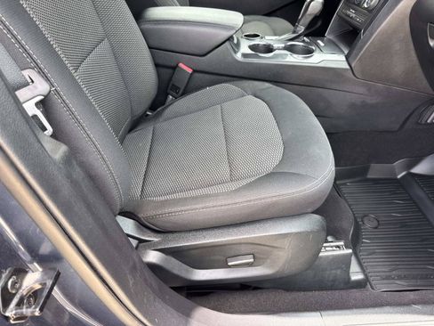 Used 2019 Ford Explorer XLT FWD image 11