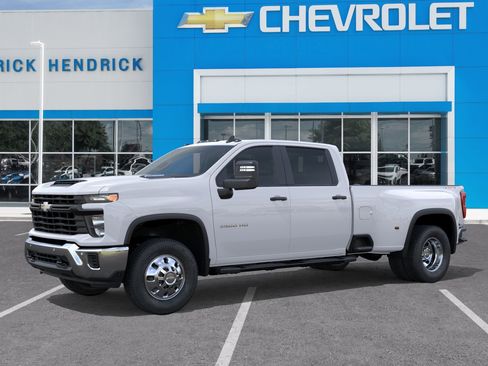New 2026 Chevrolet Silverado 3500 W/T AWD/4WD image 3