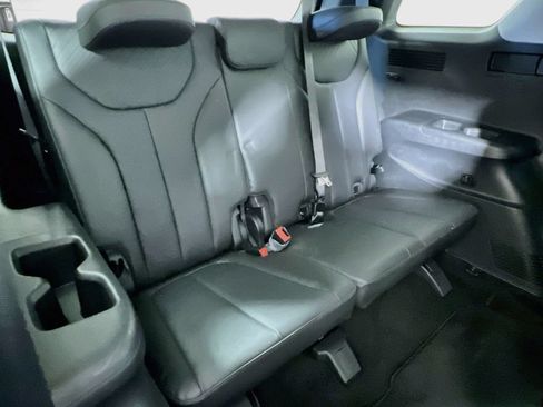Used 2023 Hyundai Palisade SEL FWD image 25