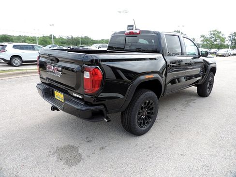 New 2026 GMC Canyon Elevation w/ Convenience Package RWD image 5