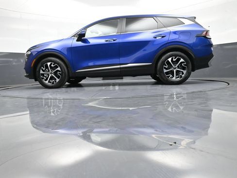 Certified 2023 Kia Sportage EX FWD image 32