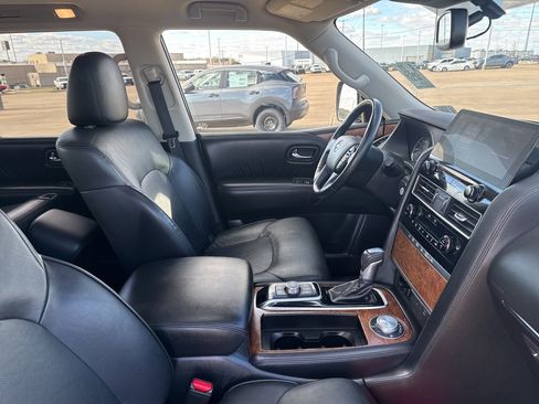 Certified 2024 Nissan Armada SL image 20
