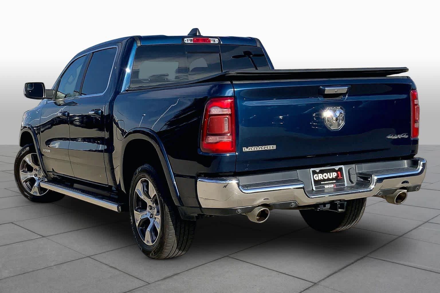 Used 2019 RAM 1500 Laramie AWD/4WD image 12